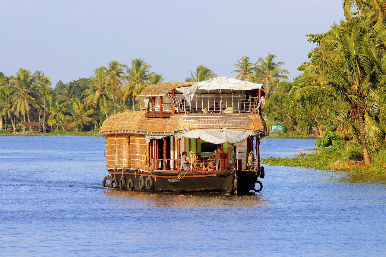 kerala tour packages for couple